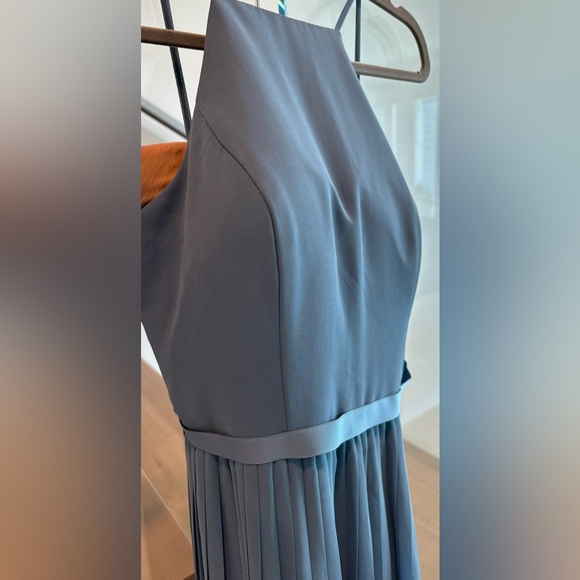 Davids Bridal Bridesmaid Dress Steel Blue Sz 4 Chiffon Halter Neck Pleated Skirt - Picture 6 of 16